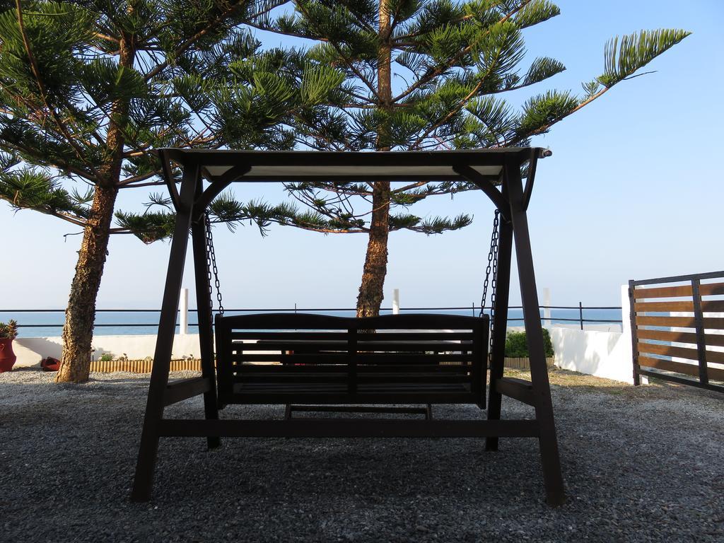 公寓 Frosso's Sea
