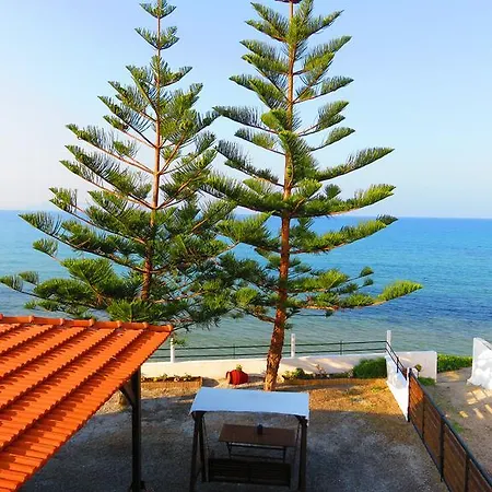 Frosso'S Sea Apartments Kokkini Hani Exterior photo