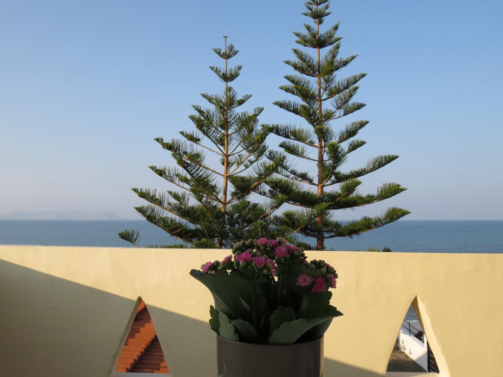 Frosso's Sea Kokkini Hani